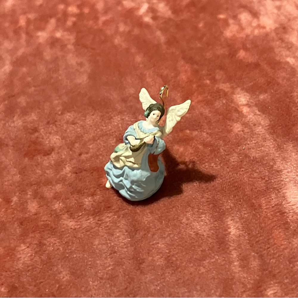 Hallmark Keepsake Miniature Heavenly Minstrel Ornament